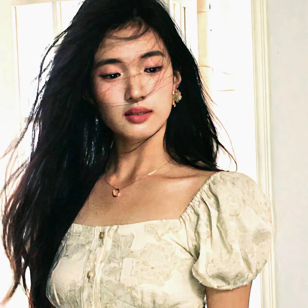 失落的帝国:神秘的水晶